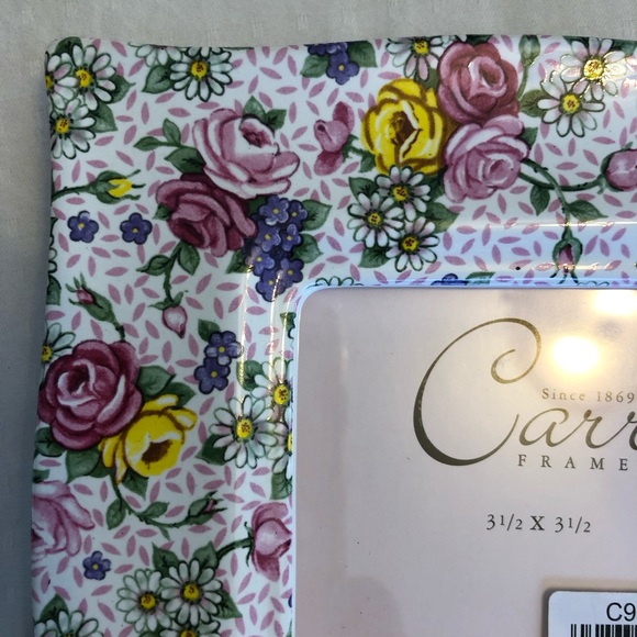 Floral Ceramic Picture Frames and Bud Vase Set - Ceramic Chintz Floral Carr - Picture 9 of 10